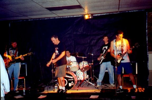 UK Subs – September 2, 2002 photo 34