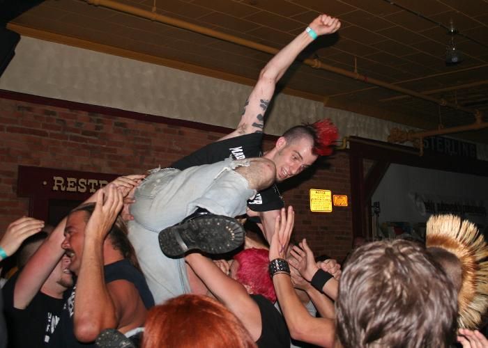 Sterling Hotel w/ The Dickies - July 16, 2005 photo 30