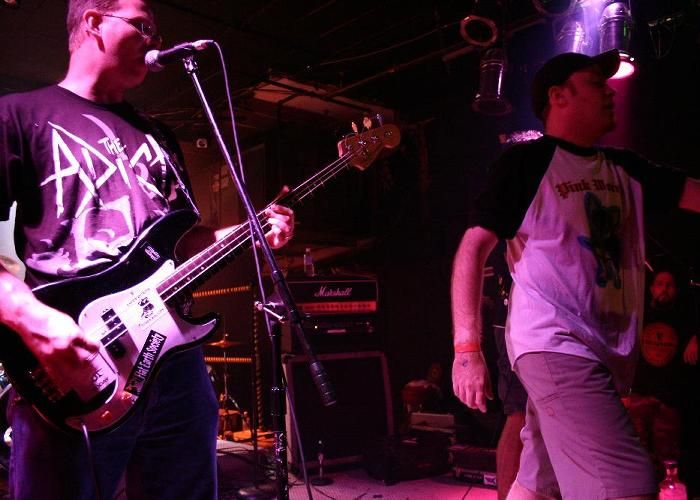 Sterling Hotel w/ Peter and The Test Tube Babies – August 25, 2005 photo 14