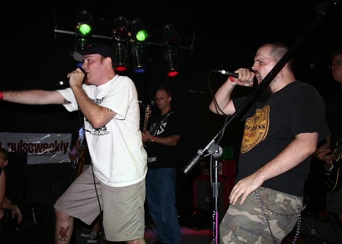 Sterling Hotel w/ Peter and The Test Tube Babies – August 25, 2005 photo 61