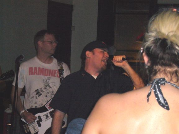 Sterling Hotel w/ The Harletts – May 27, 2006 photo 4