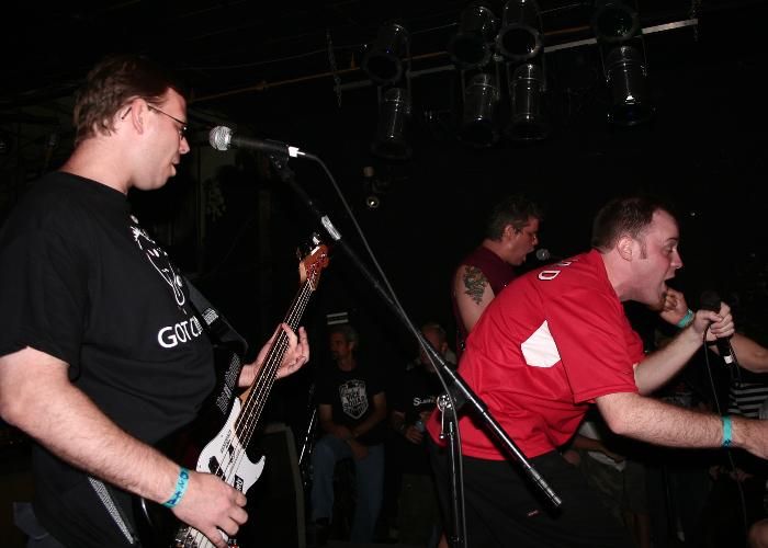 Sterling Hotel w/ The Dickies - July 16, 2005 photo 26