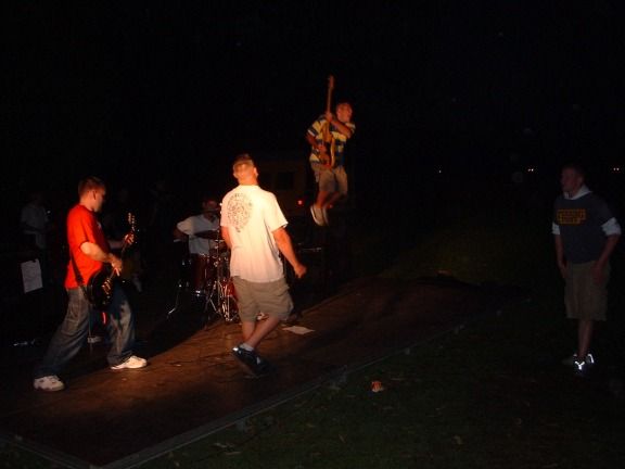 East Amwell Skatepark Benefit Show – September 28, 2002 photo 32