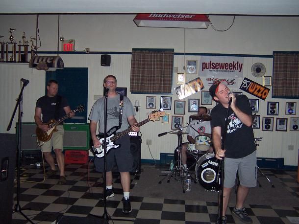 Kate’s Kafe – July 10, 2004 photo 5