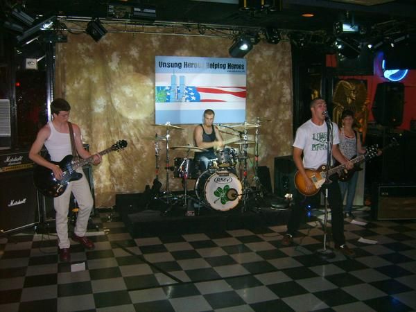 Unsung Heroes Benefit – June 2, 2007 photo 23