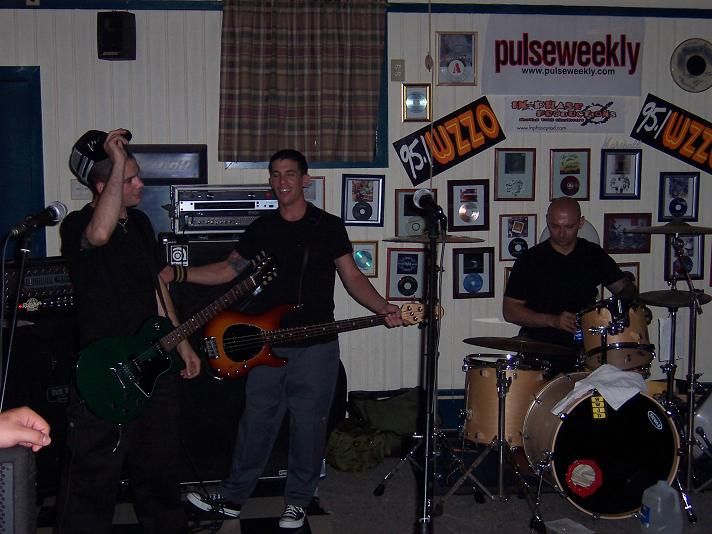 Kate’s Kafe – July 10, 2004 photo 14