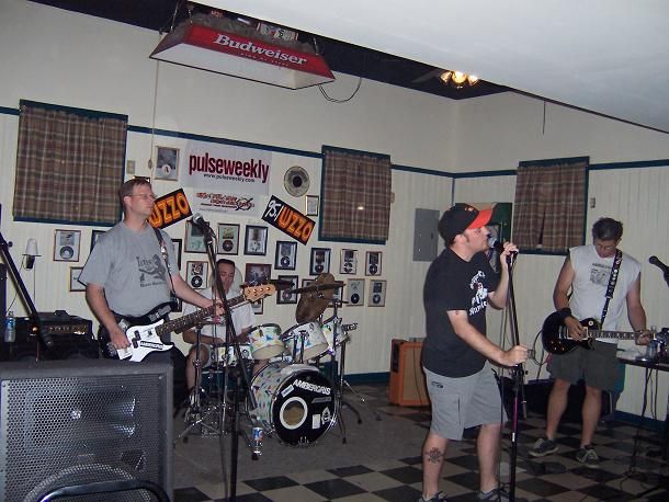 Kate’s Kafe – July 10, 2004 photo 4