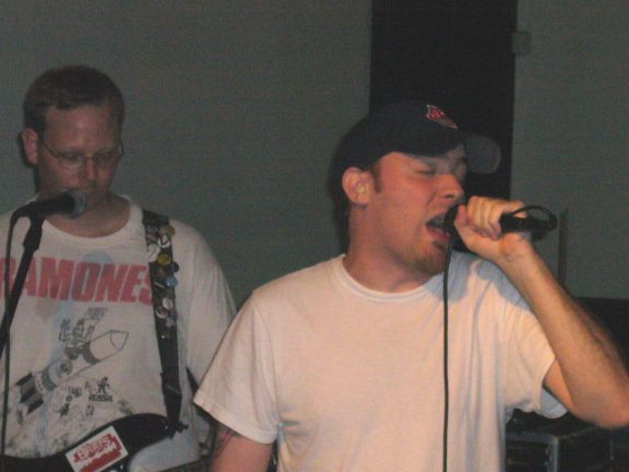 Sterling Hotel w/ The Harletts – May 27, 2006 photo 12