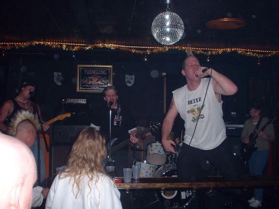 Happy Tap – December 18, 2004 photo 2