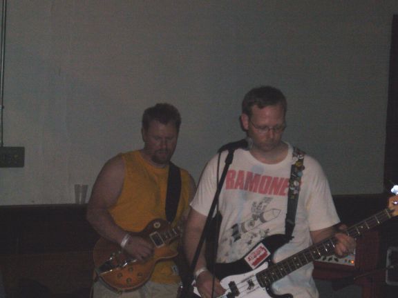 Sterling Hotel w/ The Harletts – May 27, 2006 photo 15