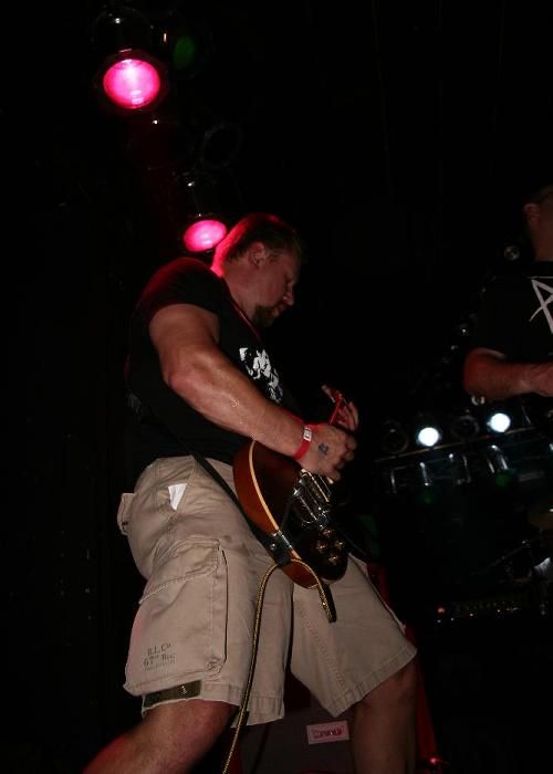 Sterling Hotel w/ Peter and The Test Tube Babies – August 25, 2005 photo 56