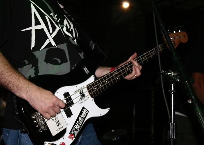 Sterling Hotel w/ Peter and The Test Tube Babies – August 25, 2005 photo 51