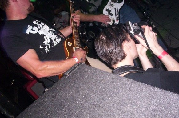 Sterling Hotel w/ Peter and The Test Tube Babies – August 25, 2005 photo 10