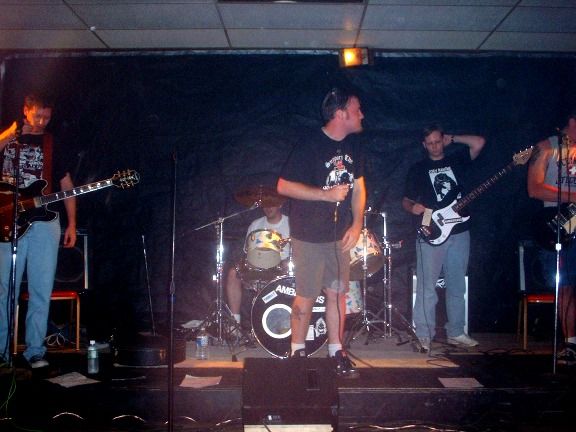 UK Subs – September 2, 2002 photo 15