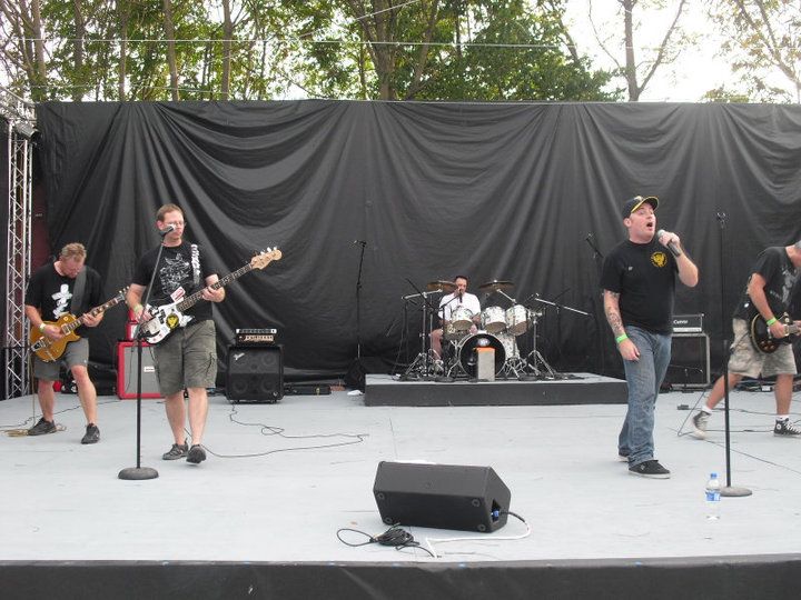 Planet Trog – September 11, 2010 photo 3