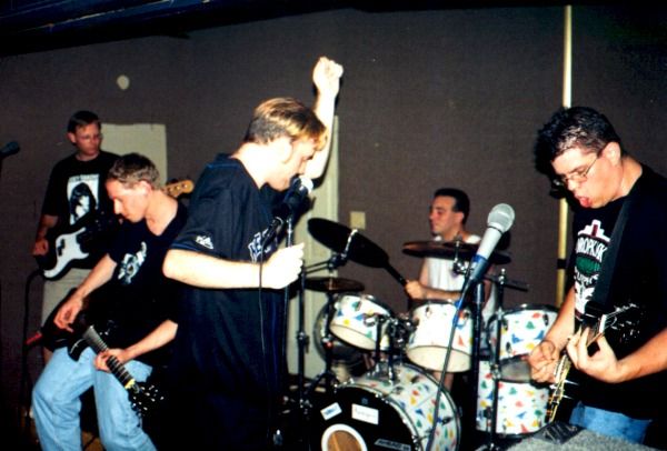 Arch Street Hotel – May 31, 2002 photo 46