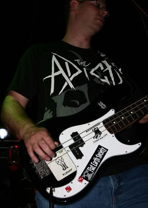 Sterling Hotel w/ Peter and The Test Tube Babies – August 25, 2005 photo 53