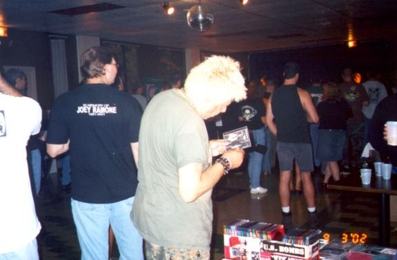 UK Subs – September 2, 2002 photo 39