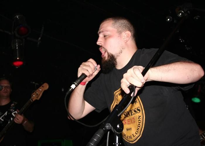 Sterling Hotel w/ Peter and The Test Tube Babies – August 25, 2005 photo 59