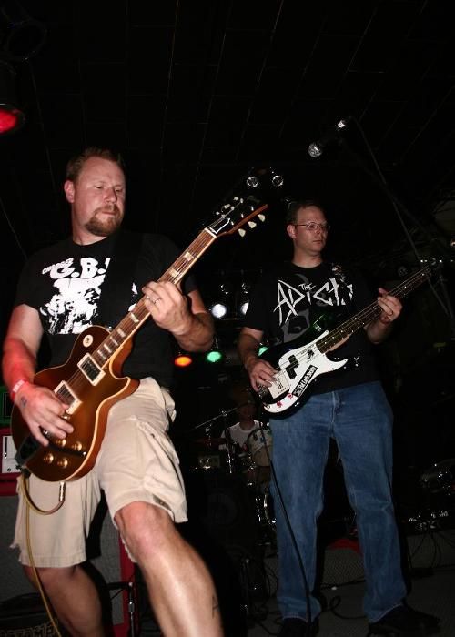 Sterling Hotel w/ Peter and The Test Tube Babies – August 25, 2005 photo 55