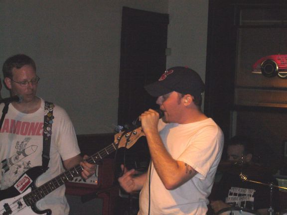 Sterling Hotel w/ The Harletts – May 27, 2006 photo 16