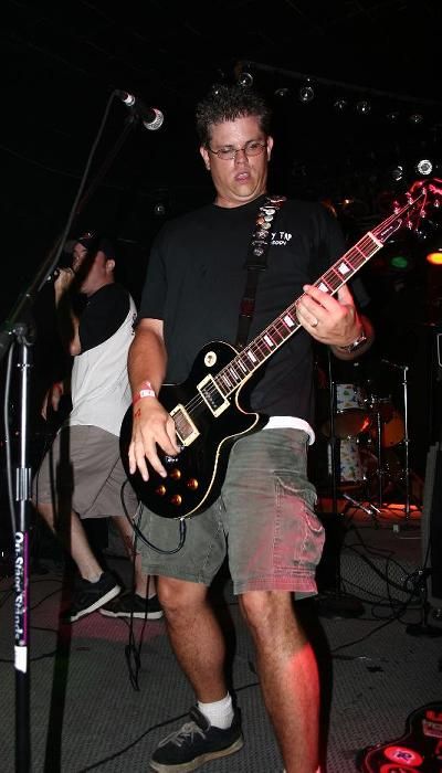 Sterling Hotel w/ Peter and The Test Tube Babies – August 25, 2005 photo 17