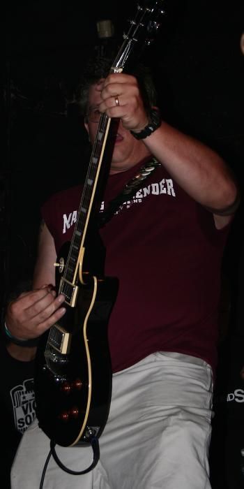 Sterling Hotel w/ The Dickies - July 16, 2005 photo 12