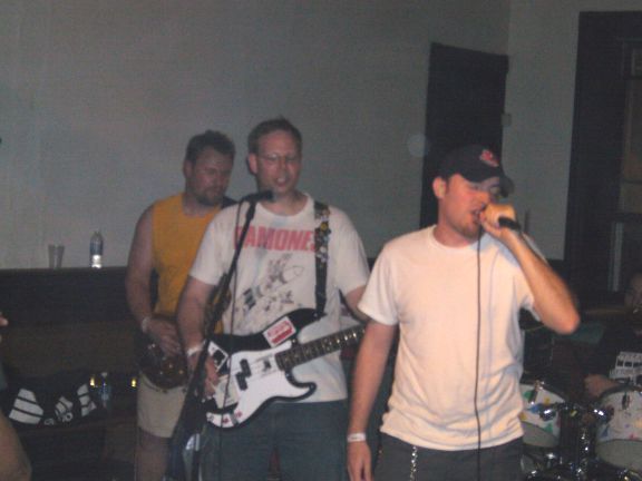 Sterling Hotel w/ The Harletts – May 27, 2006 photo 10