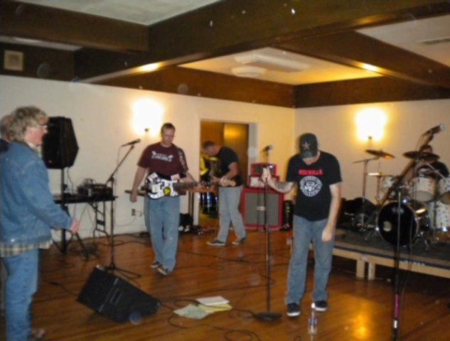 St. Bernard’s – November 18, 2010 photo 20